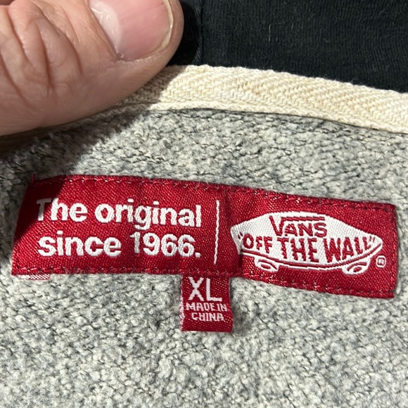 Vans full zip hoodie, Great condition, Size youth XL - Picture 3 of 4